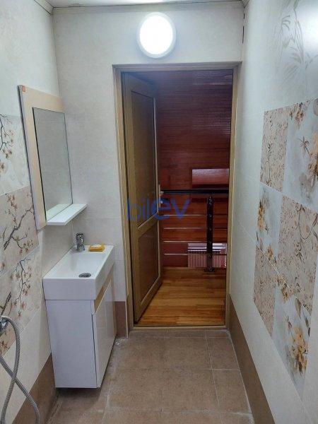 Kirayə (aylıq) 5 otaqlı Yeni Tikili  160m², Bakı
