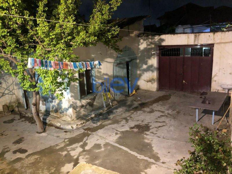 Satılır 7 otaqlı Həyət evi  300m², Bakı