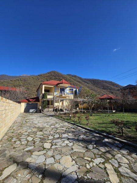 Satış 6 otaqlı Bağ evi  176m², Qax