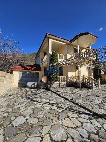 Satış 6 otaqlı Bağ evi  176m², Qax