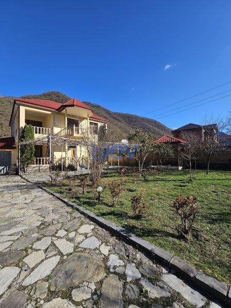 Satış 6 otaqlı Bağ evi  176m², Qax