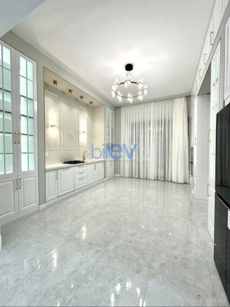 Satış 5 otaqlı Bağ evi  280m², Bakı
