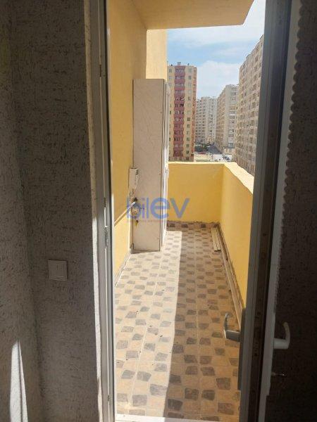 Satış 2 otaqlı Yeni Tikili bina evi  71m², Sumqayıt