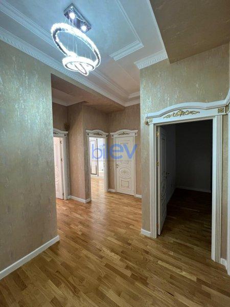 Satış 3 otaqlı Yeni Tikili bina evi  m², Sumqayıt