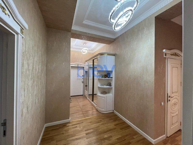 Satış 3 otaqlı Yeni Tikili bina evi  m², Sumqayıt