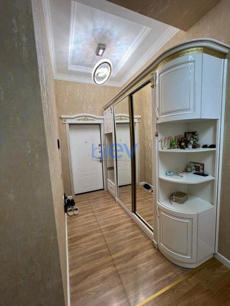 Satış 3 otaqlı Yeni Tikili bina evi  m², Sumqayıt