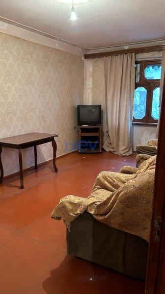 Satılır 3 otaqlı Köhnə Tikili  65m², Bakı