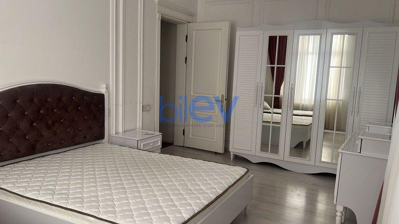 Aylıq Kirayə 6 otaqlı Bağ evi  400m², Bakı
