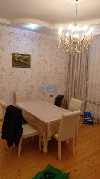 Satış  otaqlı Həyət evi  m², Bakı