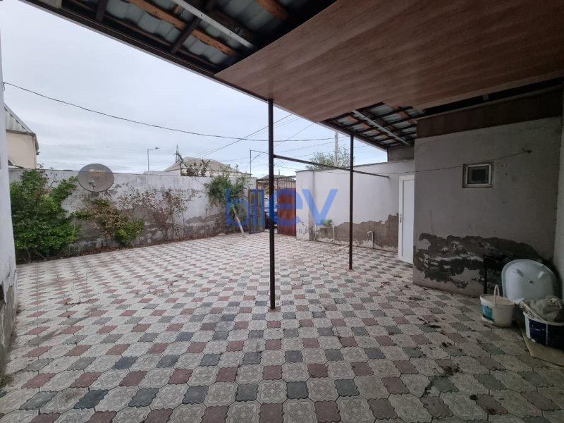 Satış  otaqlı Həyət evi  m², Bakı