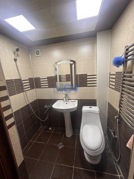 Satış 3 otaqlı Köhnə Tikili bina evi  66m², Siyazən