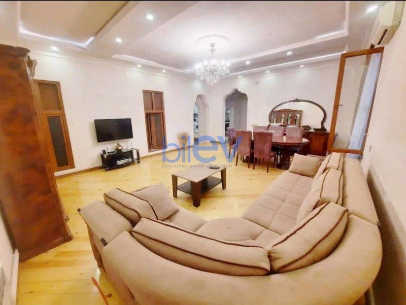 Günlük Kirayə 3 otaqlı Həyət evi  130m², Gəncə