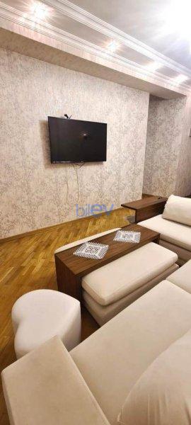 Aylıq Kirayə 2 otaqlı Yeni Tikili bina evi  68m², Bakı