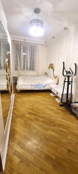 Aylıq Kirayə 2 otaqlı Yeni Tikili bina evi  68m², Bakı