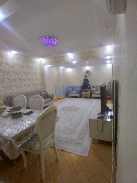 Satılır 2 otaqlı Yeni Tikili  78m², Bakı