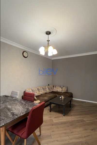 Satılır 4 otaqlı Köhnə Tikili  100m², Bakı