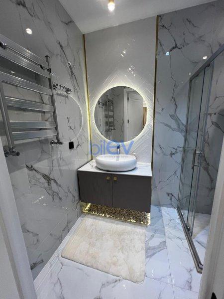Satış 2 otaqlı Yeni Tikili bina evi  70m², Bakı