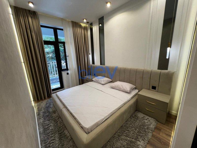 Satış 2 otaqlı Yeni Tikili bina evi  70m², Bakı