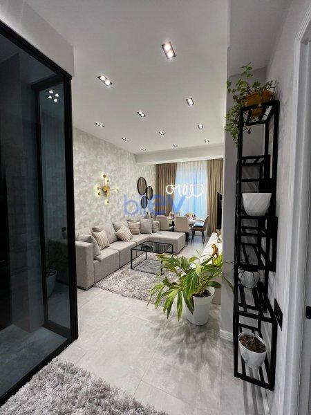Satış 2 otaqlı Yeni Tikili bina evi  70m², Bakı