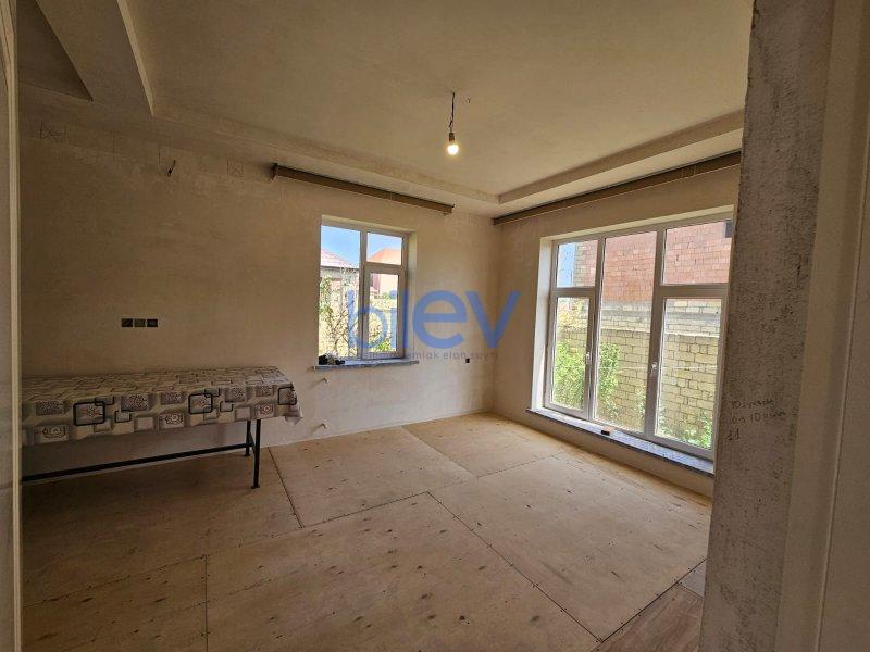 Satış 11 otaqlı Bağ evi  300m², Bakı