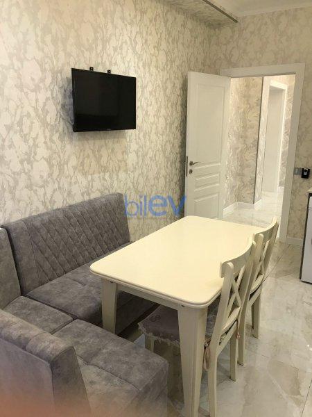 Kirayə (aylıq) 2 otaqlı Yeni Tikili  98m², Bakı