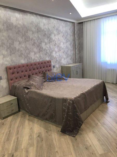 Kirayə (aylıq) 2 otaqlı Yeni Tikili  98m², Bakı
