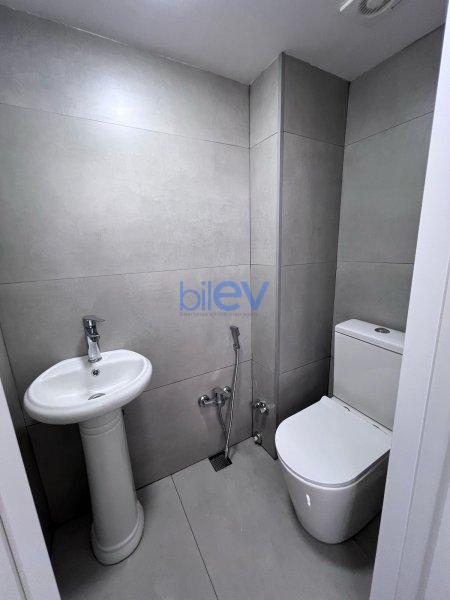 Aylıq Kirayə 4 otaqlı Yeni Tikili bina evi  110m², Bakı