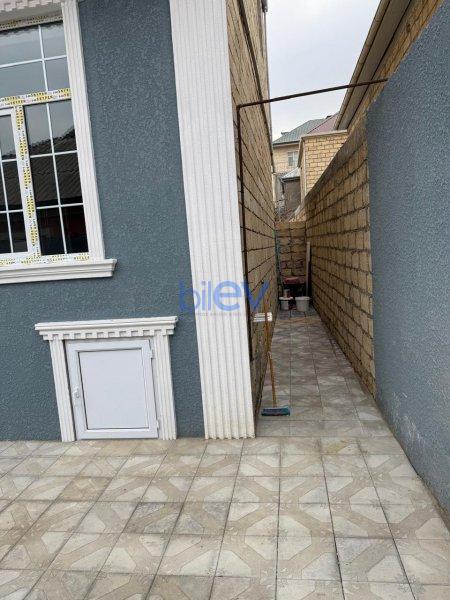 Satılır 4 otaqlı Həyət evi  130m², Bakı
