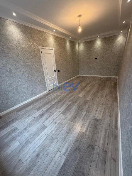 Satılır 4 otaqlı Həyət evi  130m², Bakı