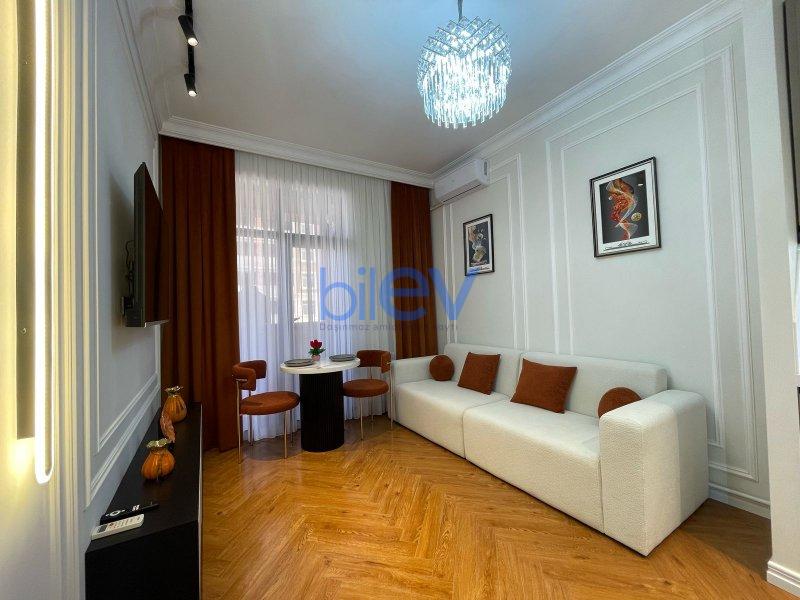 Satış 2 otaqlı Yeni Tikili bina evi  49m², Bakı
