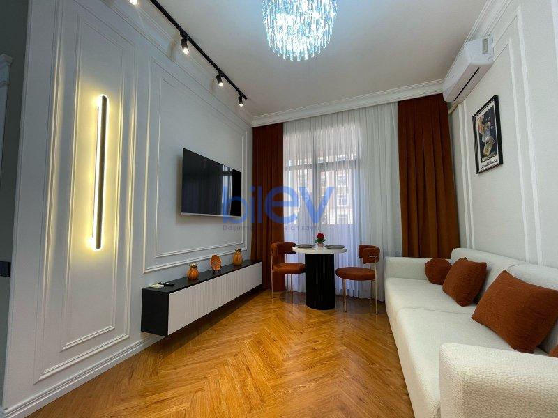 Satış 2 otaqlı Yeni Tikili bina evi  49m², Bakı