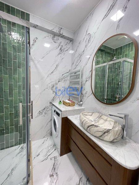 Satış 2 otaqlı Yeni Tikili bina evi  49m², Bakı