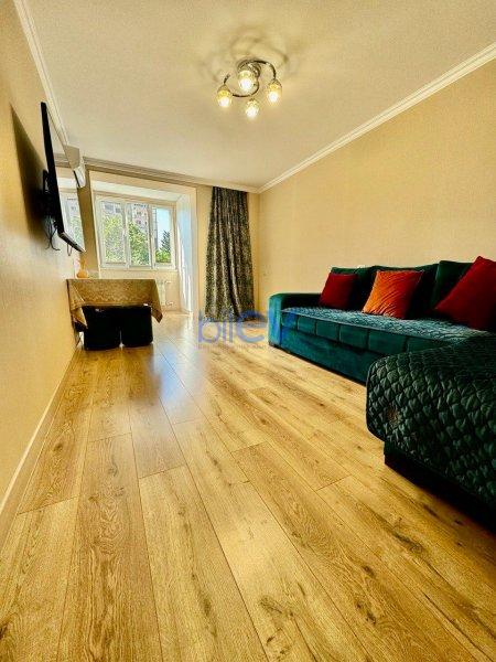 Satılır 1 otaqlı Köhnə Tikili  35m², Bakı