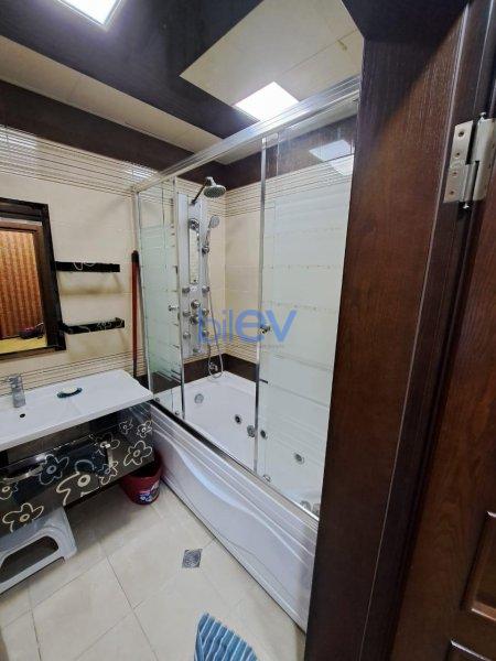 Satış 2 otaqlı Köhnə Tikili bina evi  44m², Bakı