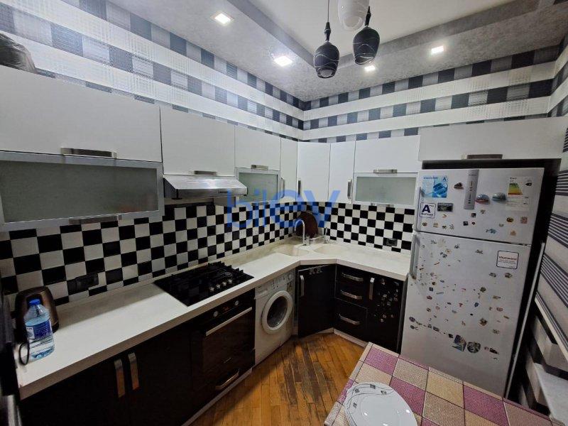 Satış 2 otaqlı Köhnə Tikili bina evi  44m², Bakı