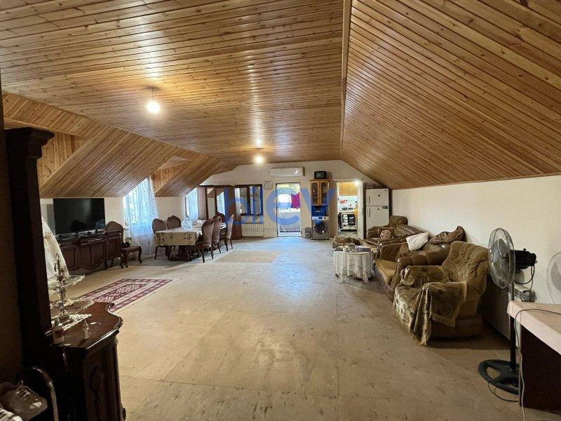 Satış 8 otaqlı Həyət evi  187m², Bakı