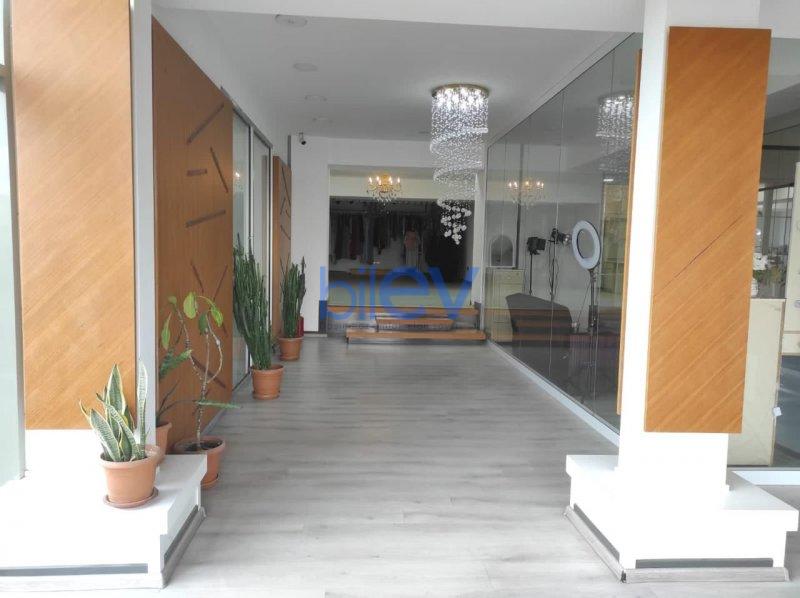 Satış 8 otaqlı Obyekt  560m², Bakı