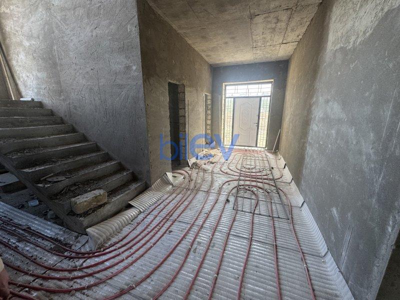 Satış 8 otaqlı Bağ evi  500m², Bakı