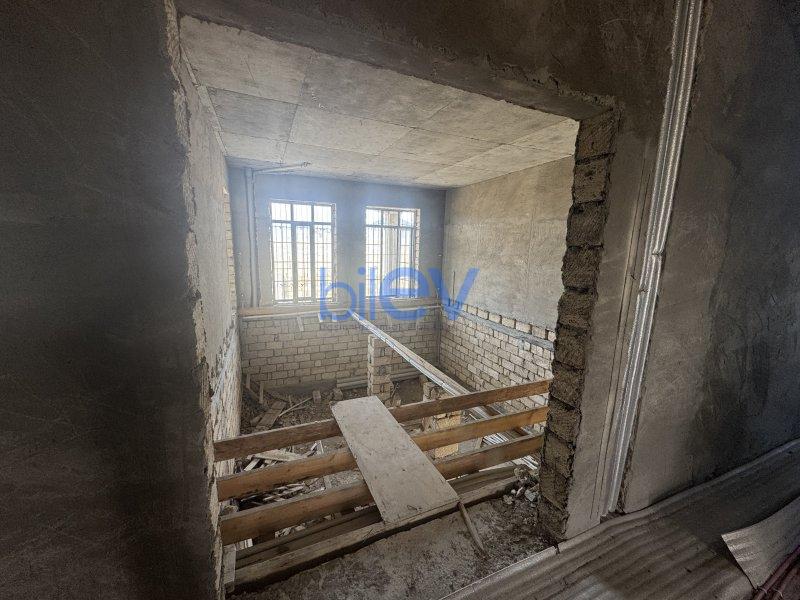 Satış 8 otaqlı Bağ evi  500m², Bakı