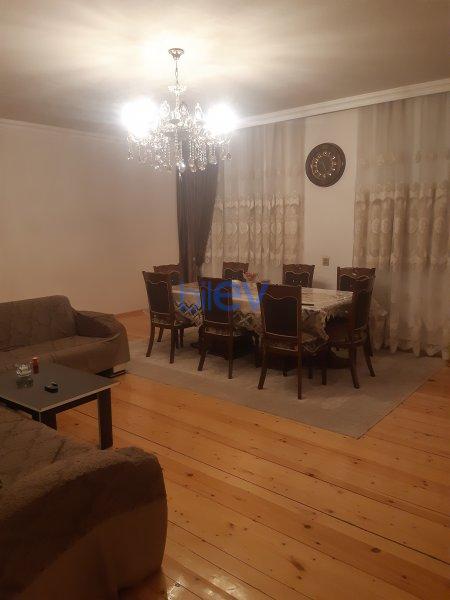 Satış 5 otaqlı Həyət evi  182m², Gəncə