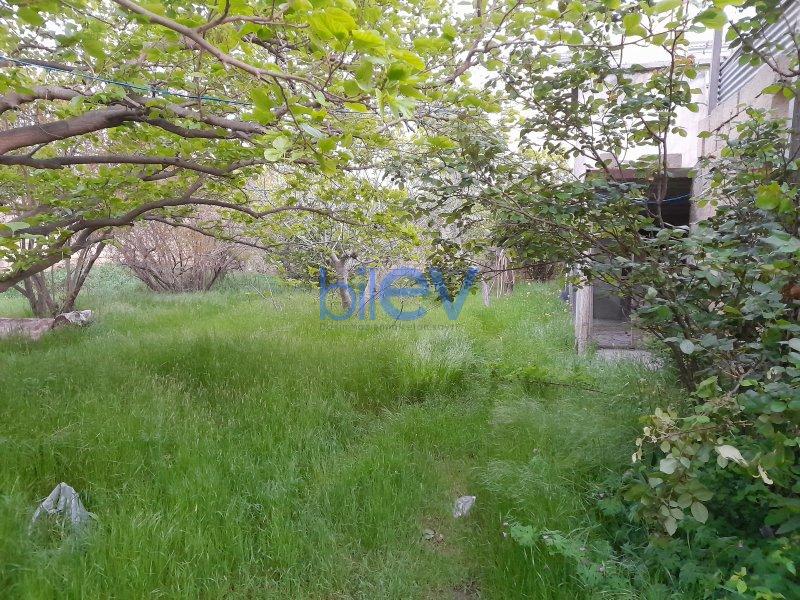 Satılır 3 otaqlı Həyət evi  600m², Bakı