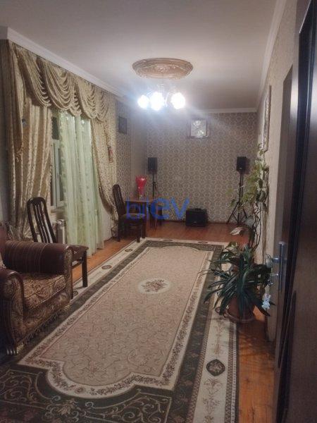 Aylıq Kirayə 3 otaqlı Həyət evi  110m², Bakı