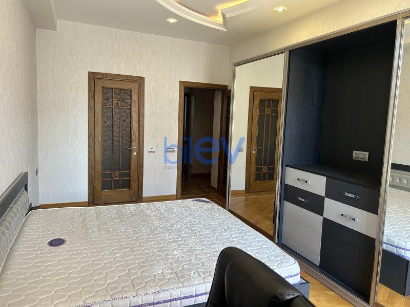 Satış 3 otaqlı Yeni Tikili bina evi  139m², Bakı