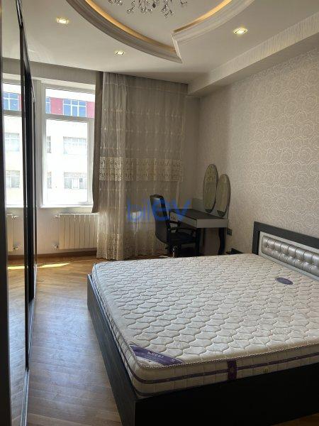 Satış 3 otaqlı Yeni Tikili bina evi  139m², Bakı