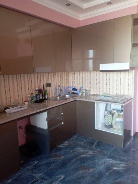 Aylıq Kirayə 3 otaqlı Yeni Tikili bina evi  130m², Bakı