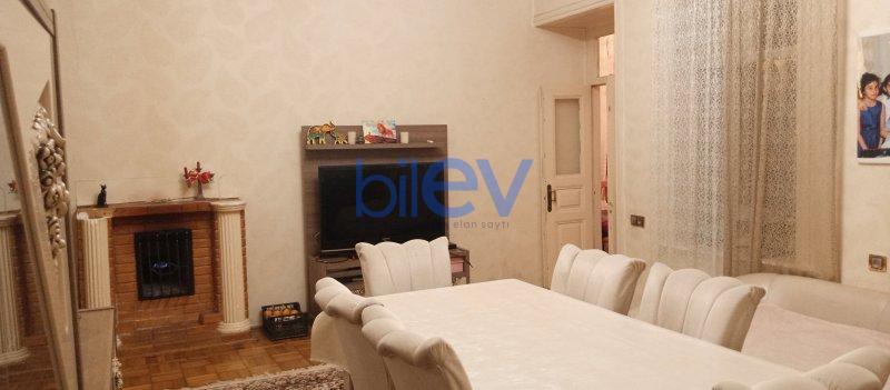 Satış 3 otaqlı Köhnə Tikili bina evi  85m², Bakı
