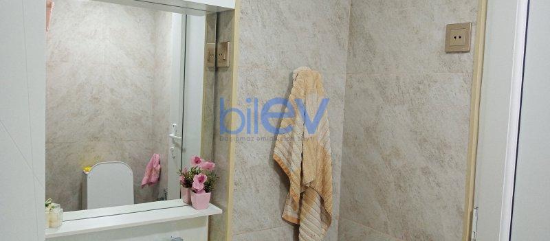 Satış 3 otaqlı Köhnə Tikili bina evi  85m², Bakı
