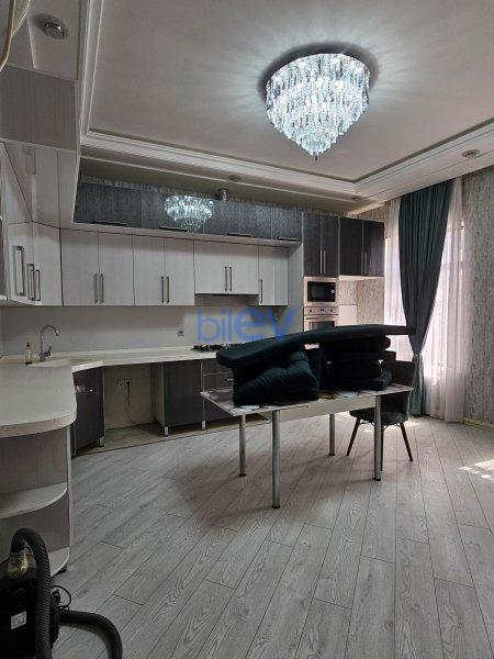 Satış 8 otaqlı Villa  500m², Bakı