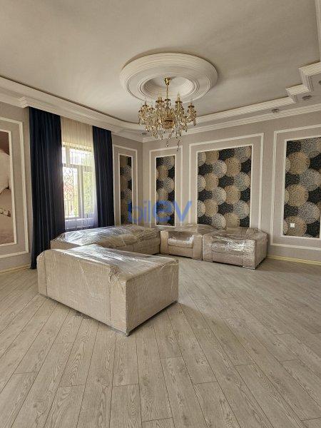 Satış 8 otaqlı Villa  500m², Bakı