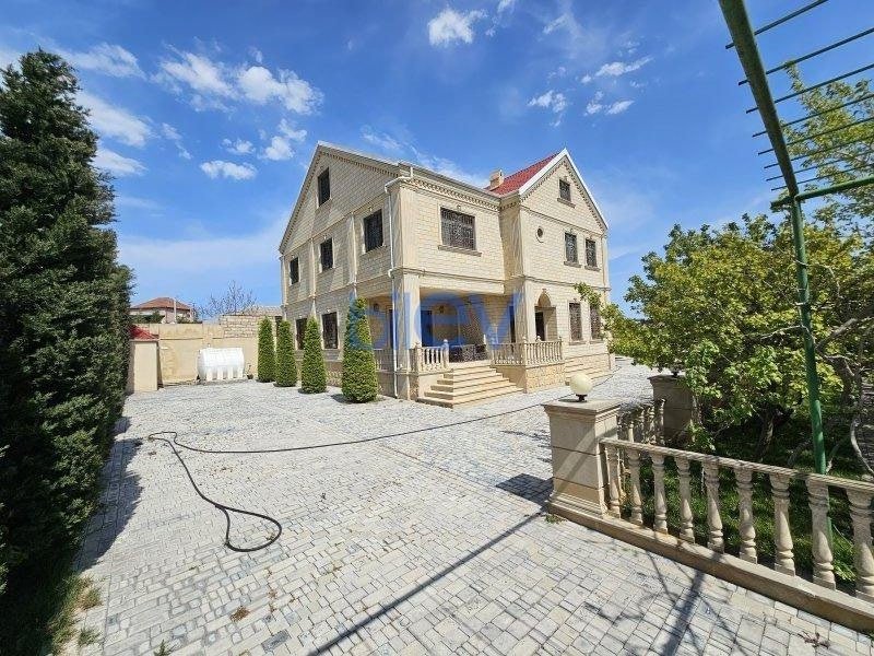 Satış 8 otaqlı Villa  500m², Bakı